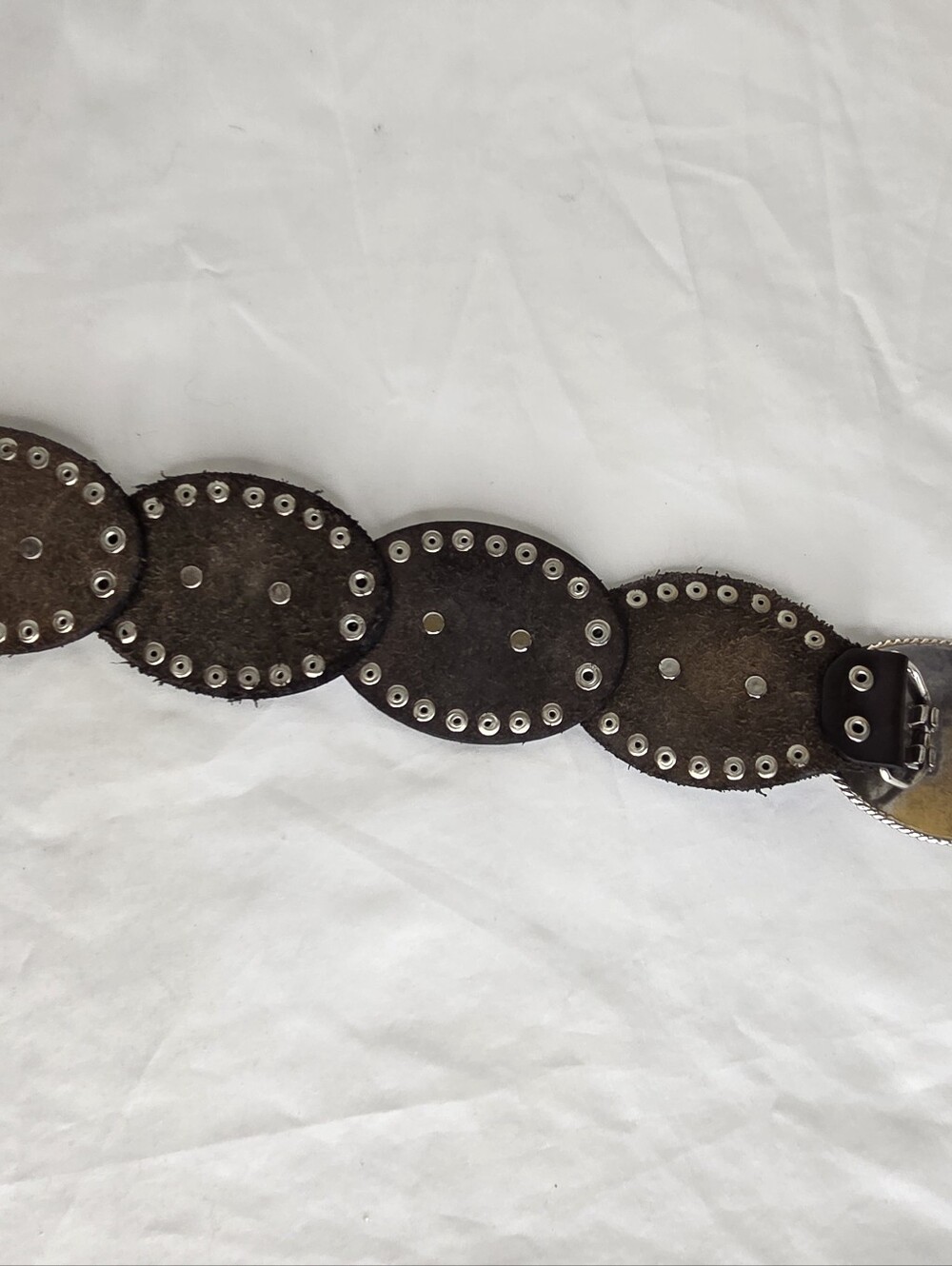 Fossil Size L Women's Belt Black Genuine Leather Silver-tone Buckle & Studs - Picture 4 of 11